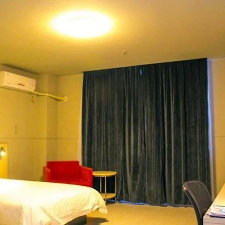Jinjiang Binzhou Huanghe 4Th Road Hotel Exterior photo